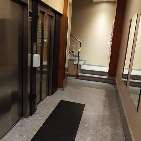Apartamento Dos Habitaciones Exterior Y Bien Comunicado San Salvador de Poio Luaran gambar