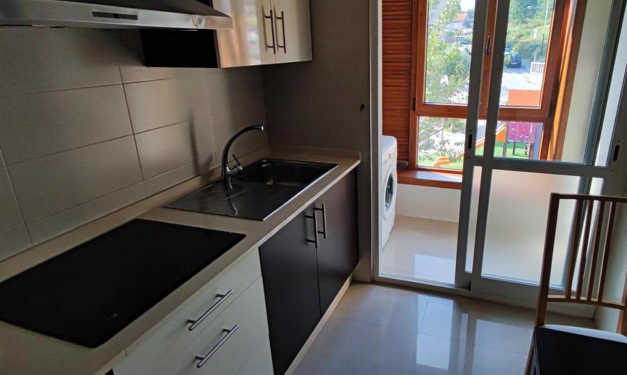 Apartamento Dos Habitaciones Exterior Y Bien Comunicado San Salvador de Poio Luaran gambar